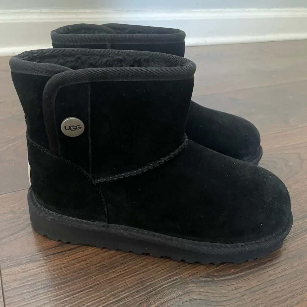 Ugg Kids Black Boots